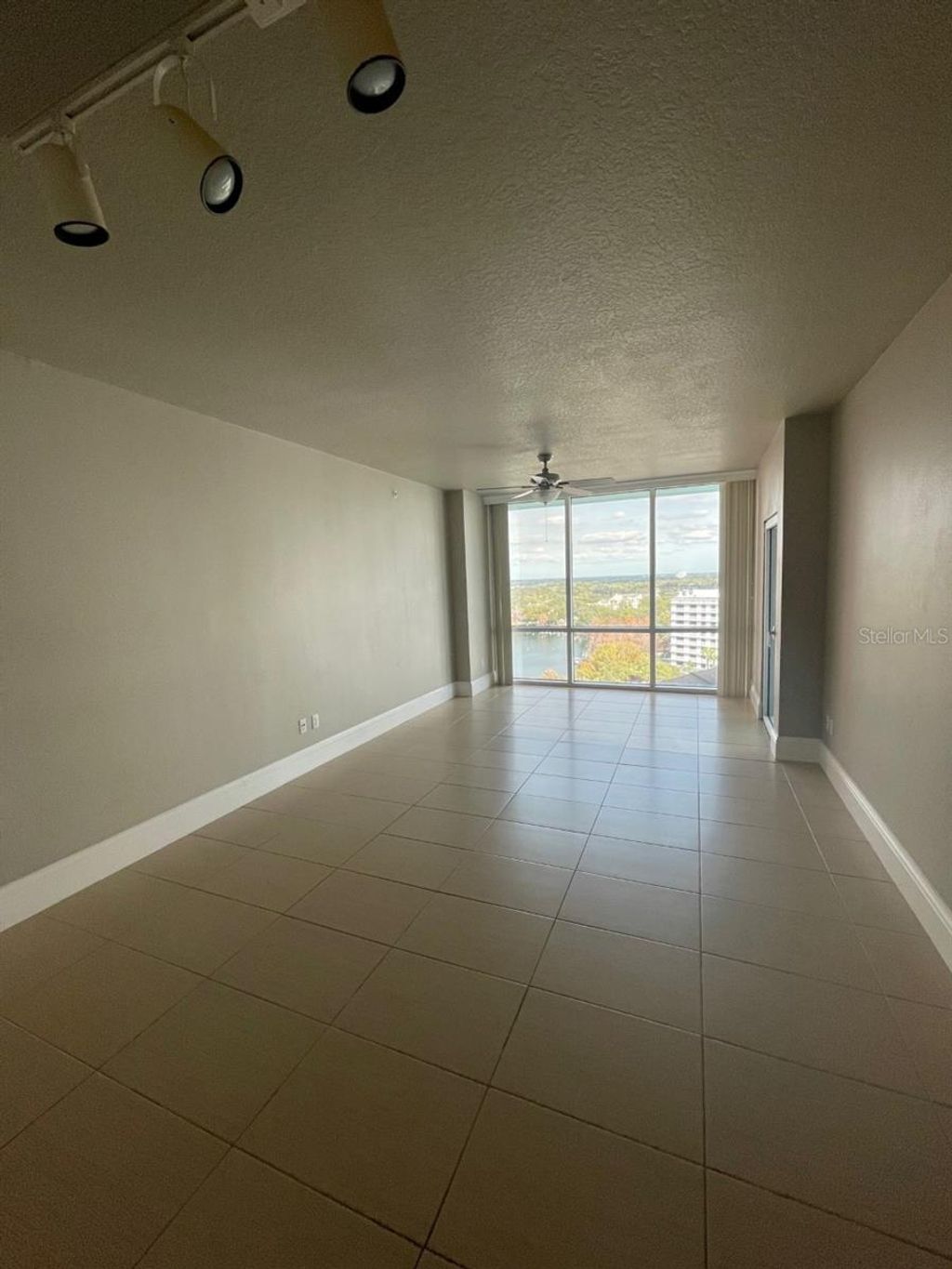 Photo of 322 E Central Boulevard #1415, Orlando, FL 32801 (MLS # O6372086)
