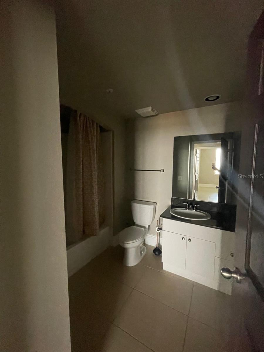 WAVERLY/LK EOLA - Residential Lease