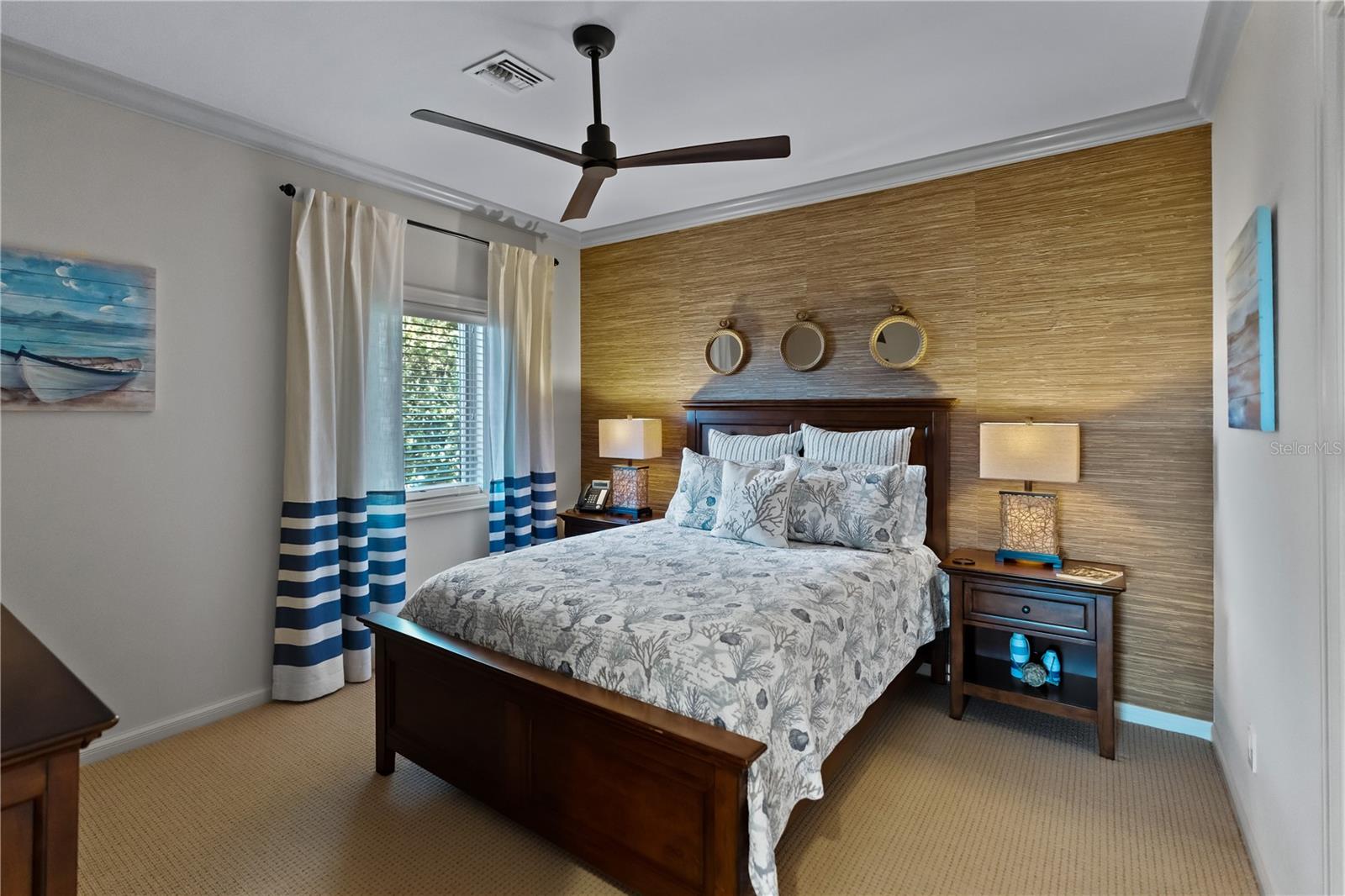 BAY ISLAND SHORES - Residential