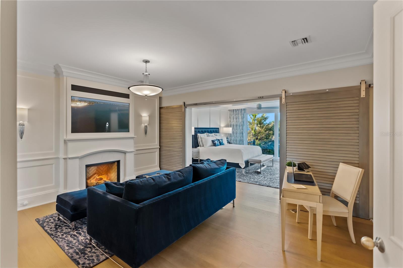 BAY ISLAND SHORES - Residential