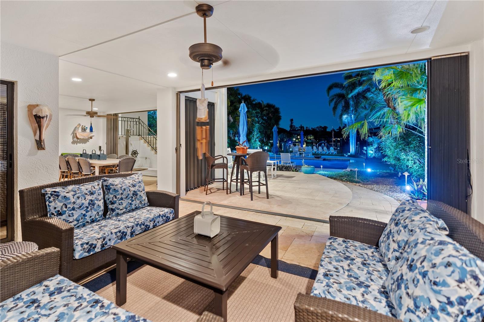 BAY ISLAND SHORES - Residential
