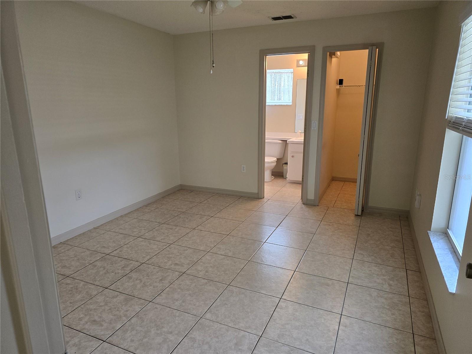 DELTONA LAKES UNIT 05 - Residential