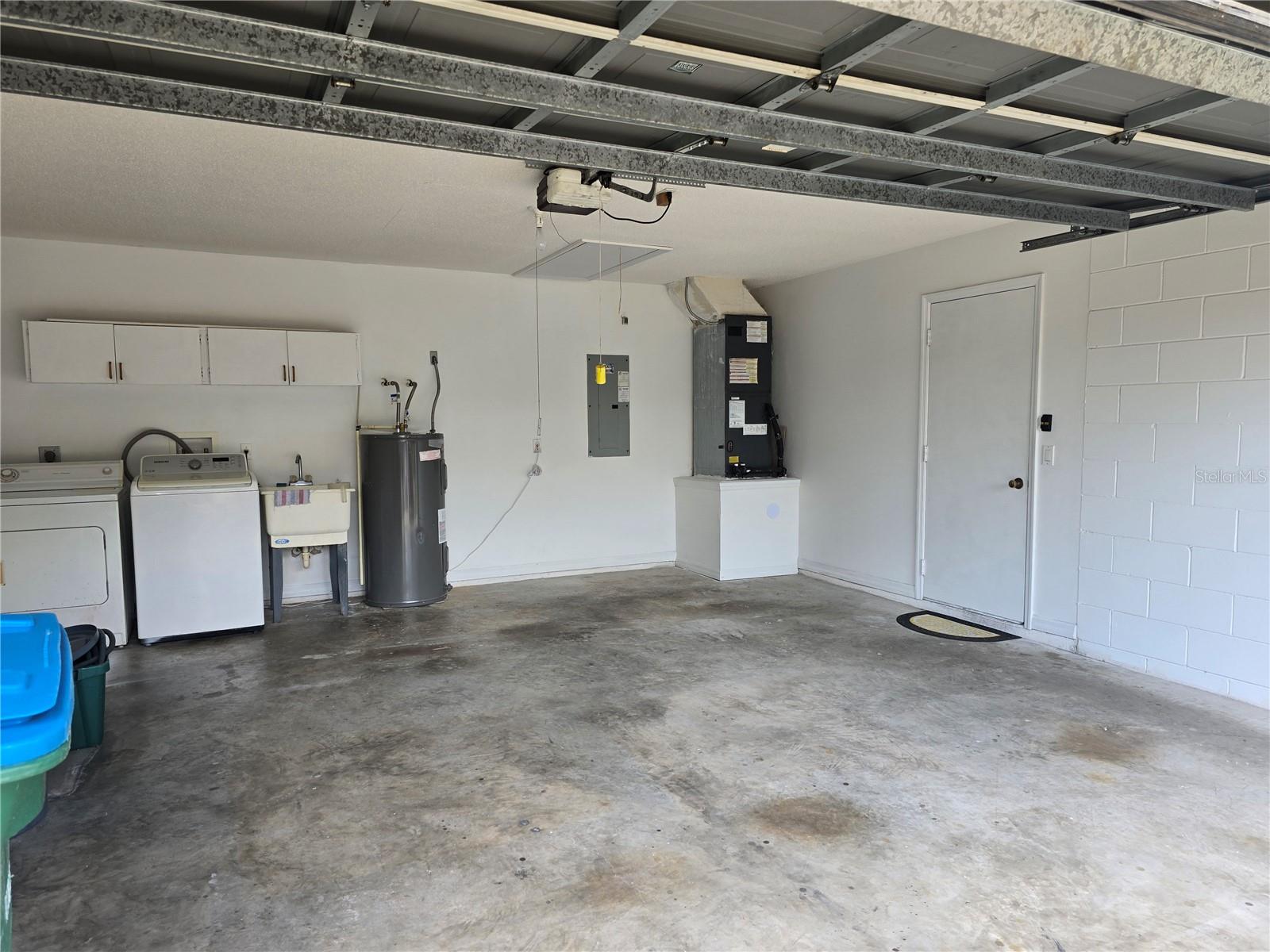 DELTONA LAKES UNIT 05 - Residential