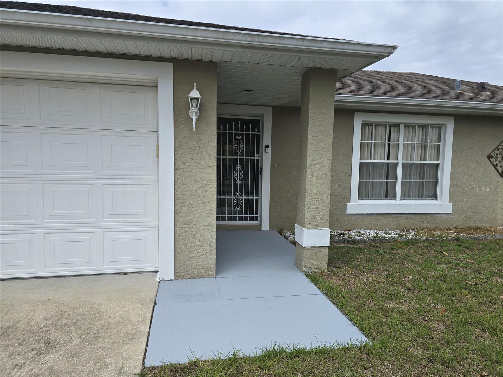 DELTONA LAKES UNIT 05 - Residential