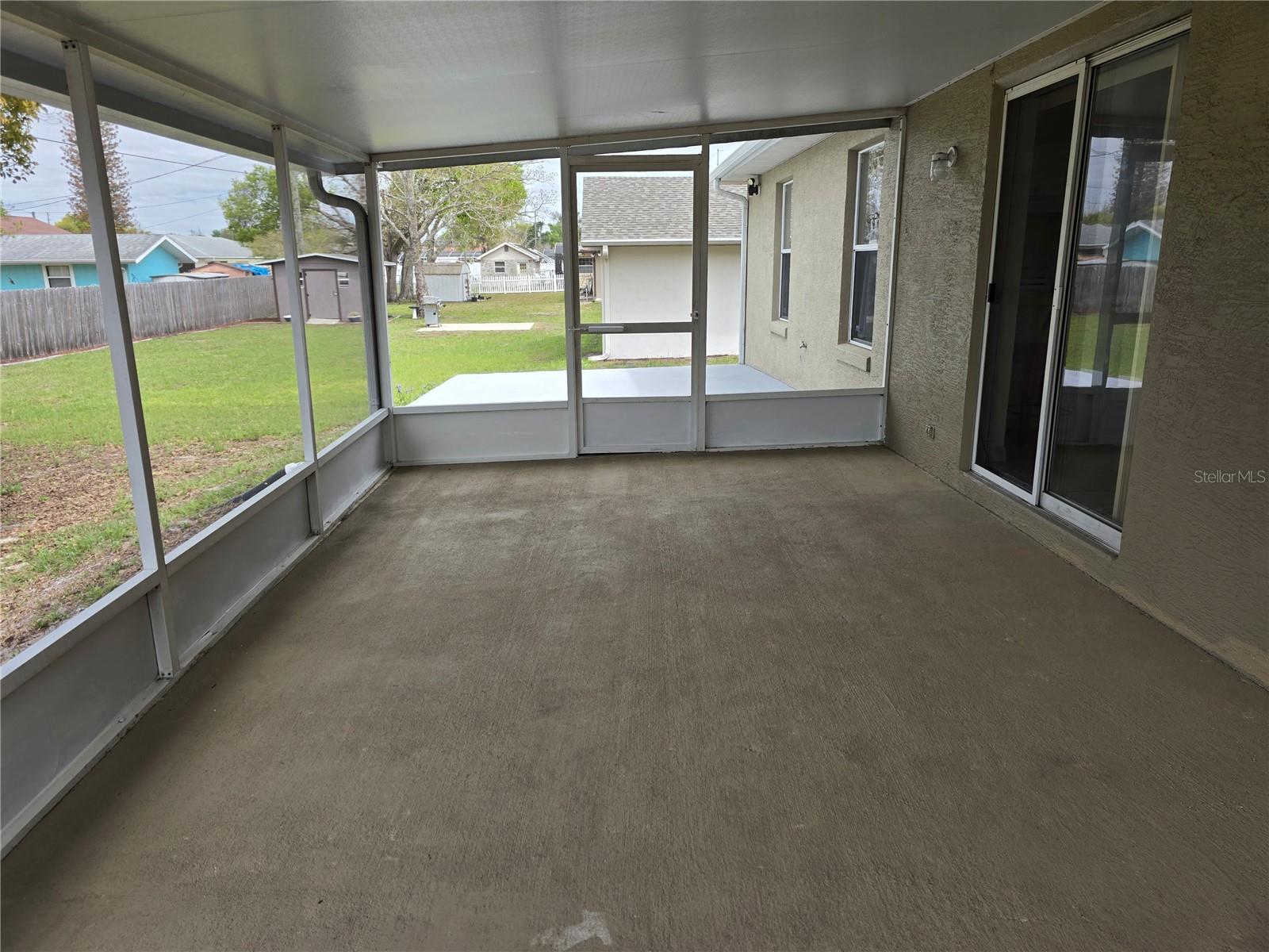 DELTONA LAKES UNIT 05 - Residential