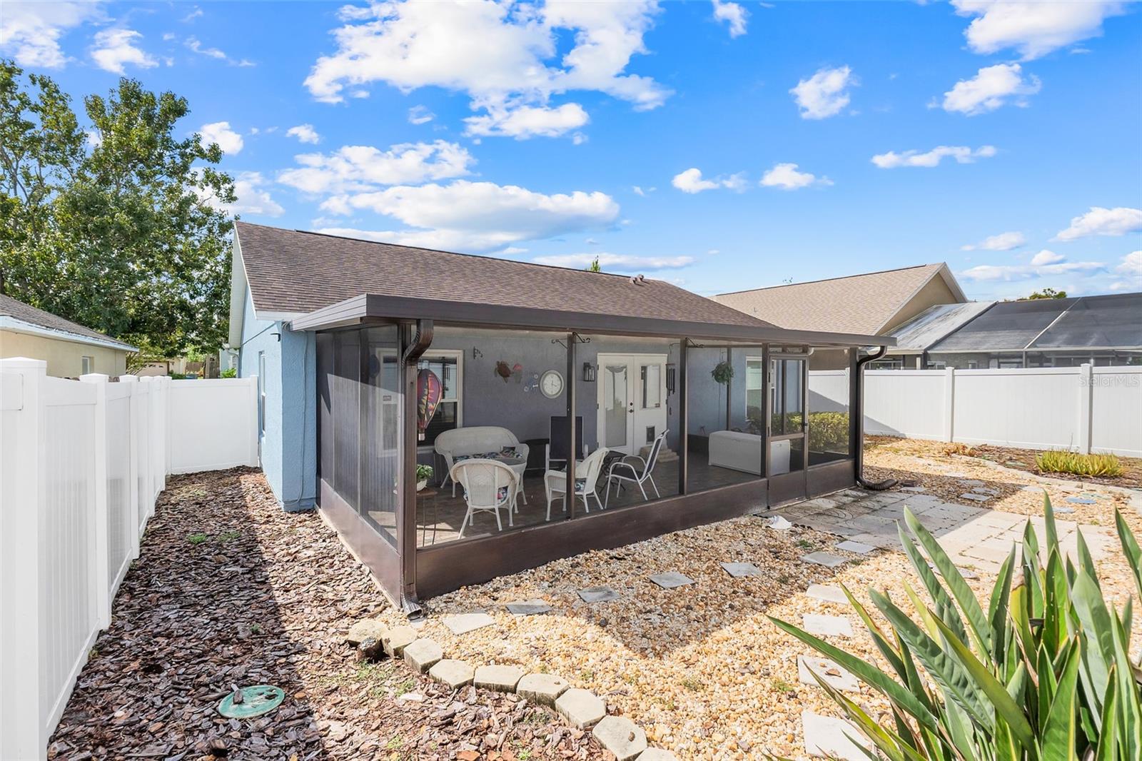 WINFIELD - Residential