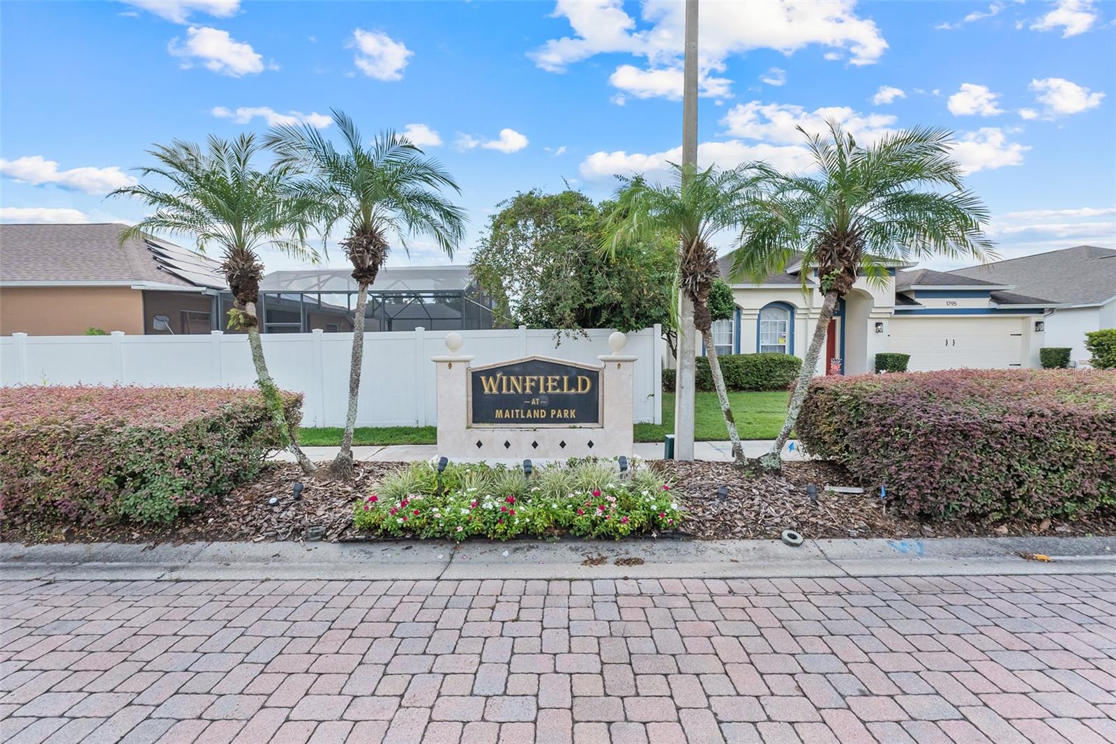 WINFIELD - Residential