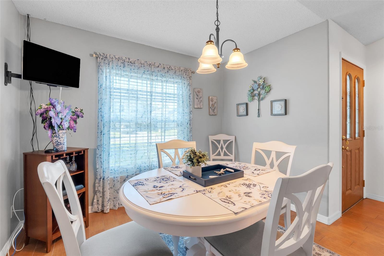 WINFIELD - Residential