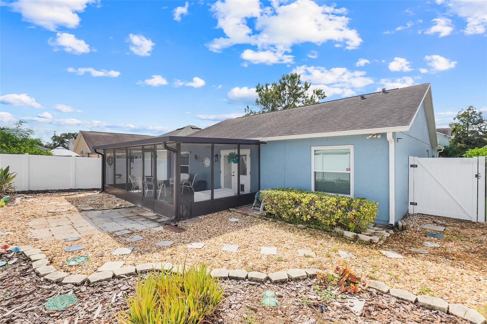 WINFIELD - Residential