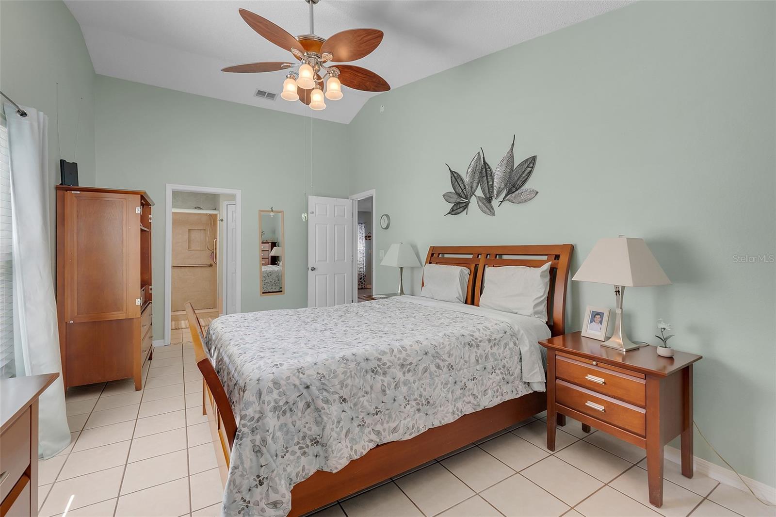 WINFIELD - Residential