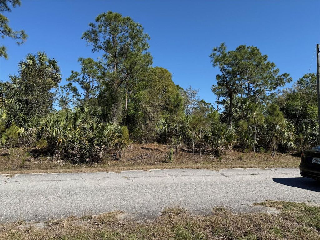 Photo of London Circle, North Port, FL 34288 (MLS # C7506773)