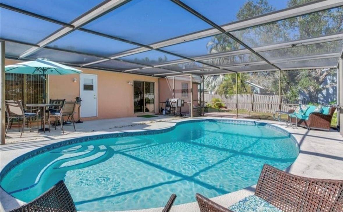 BAY PINES LAKES PH 1 - Residential