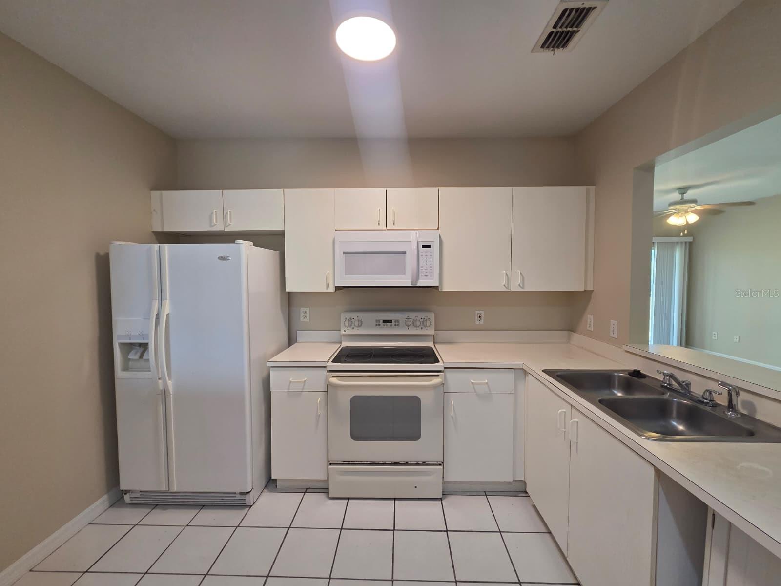 VILLA DEL SOL/MDW CONDO 05 - Residential Lease