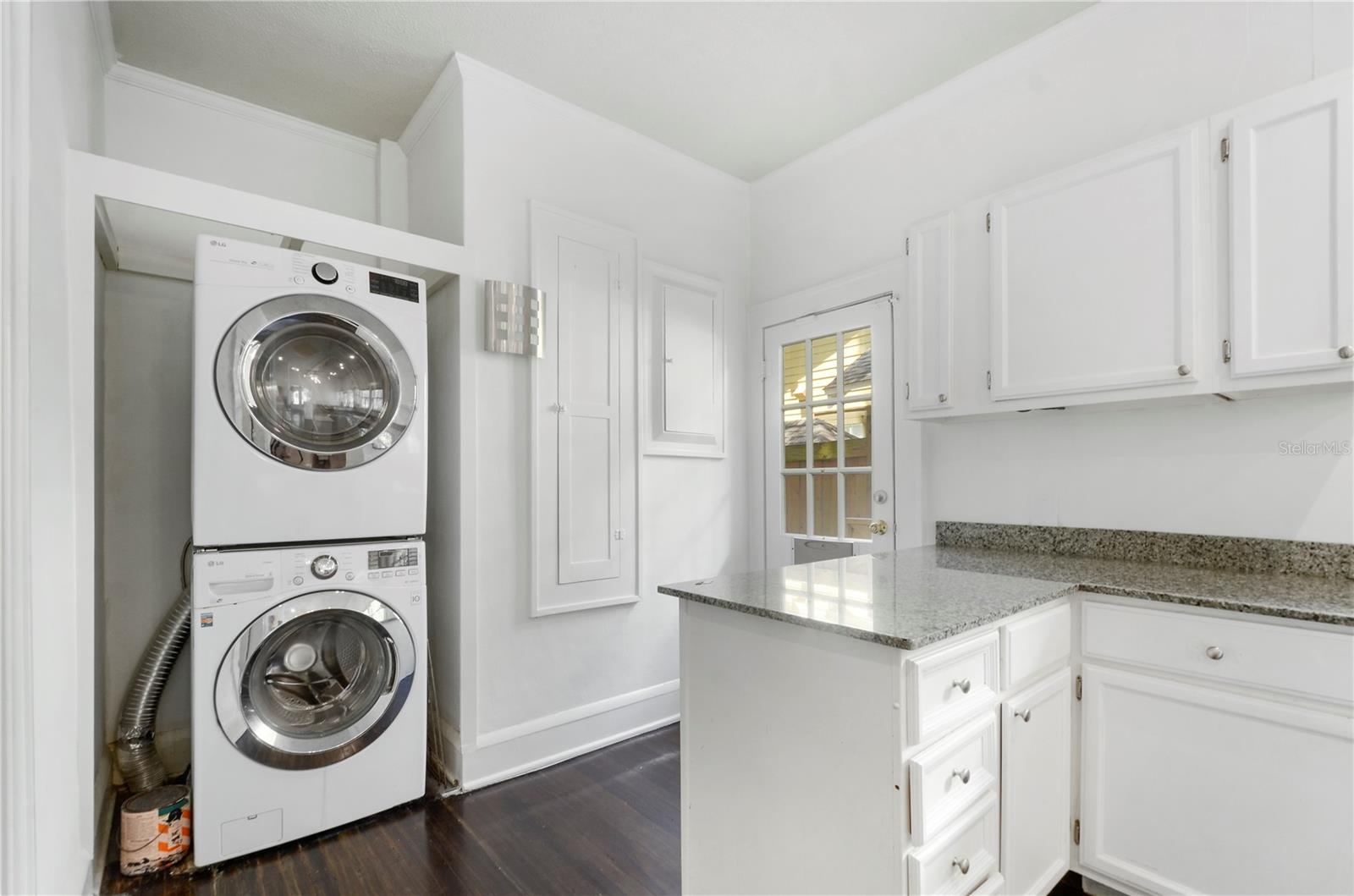 EOLA ROSE ANNEX - Residential