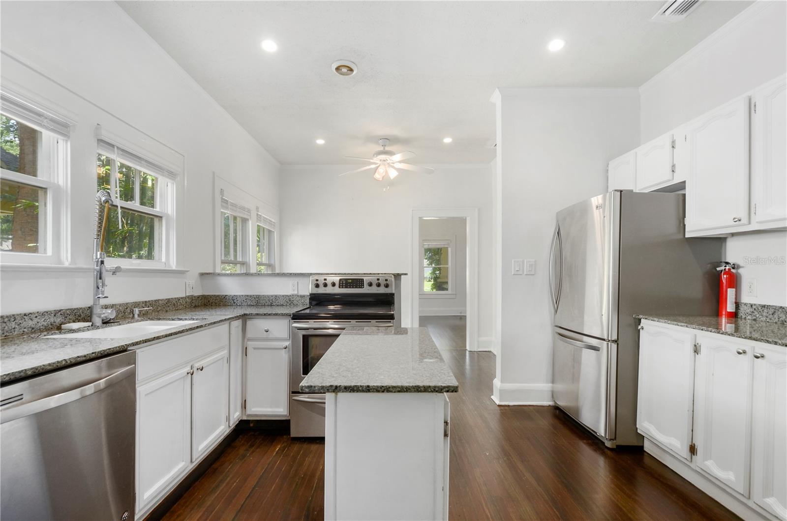 EOLA ROSE ANNEX - Residential
