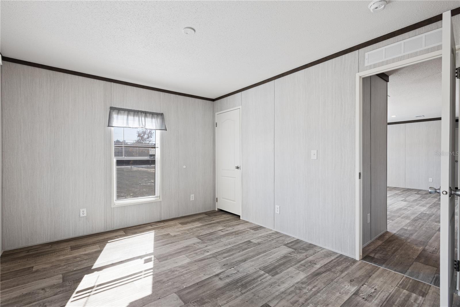 STEEPLECHASE FARMS - Residential