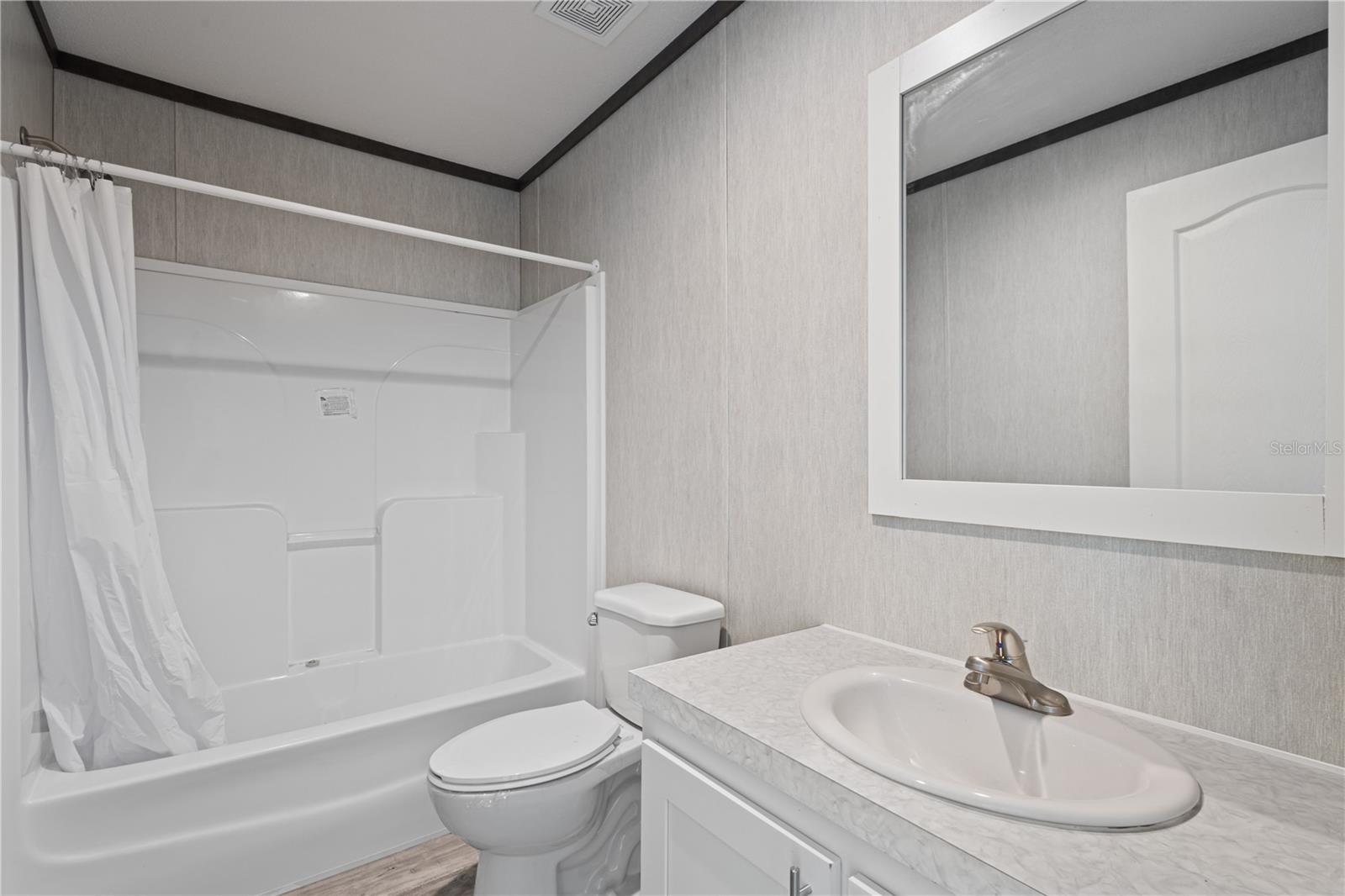 STEEPLECHASE FARMS - Residential