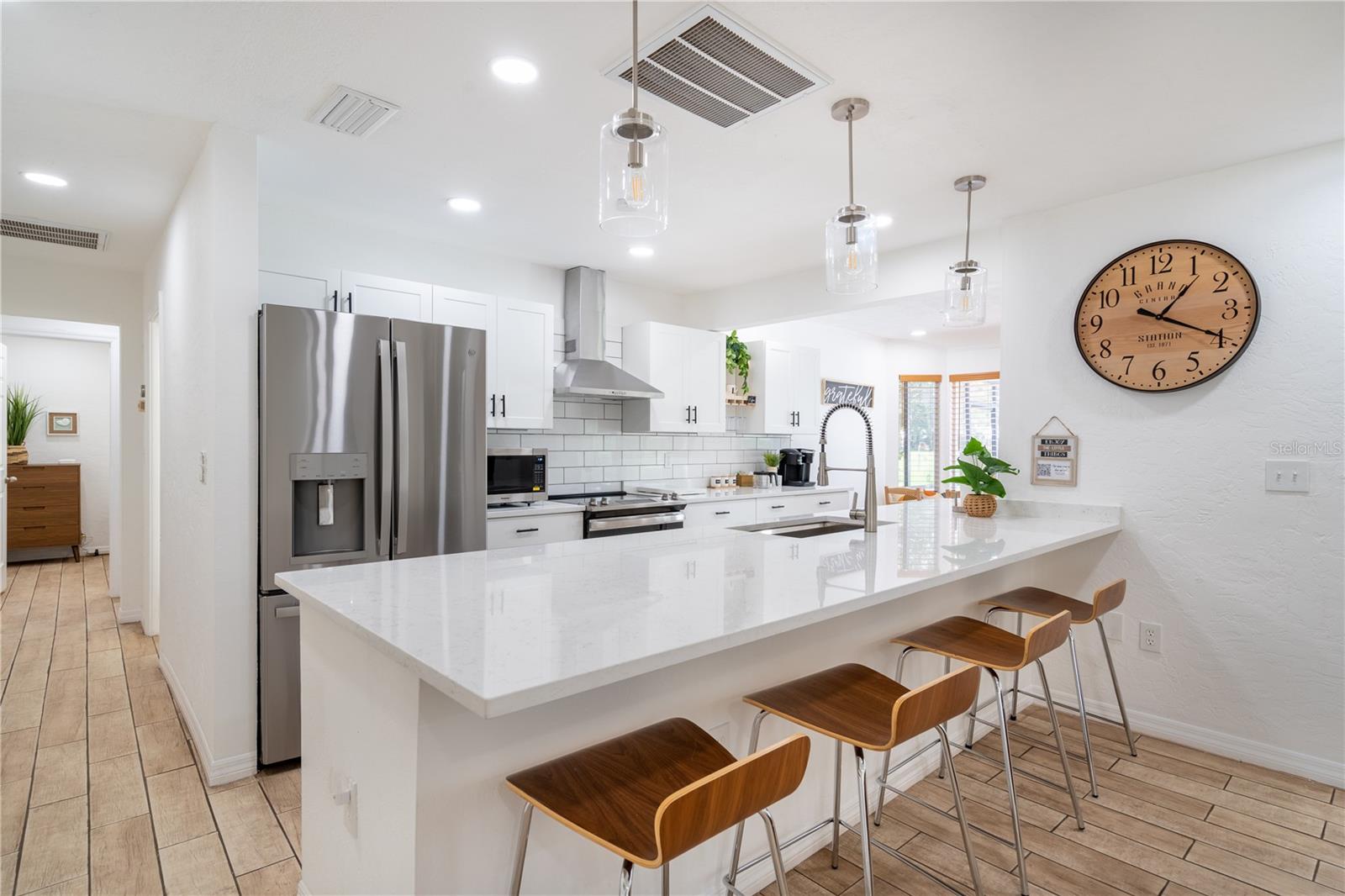GULF GATE WOODS - Residential Lease