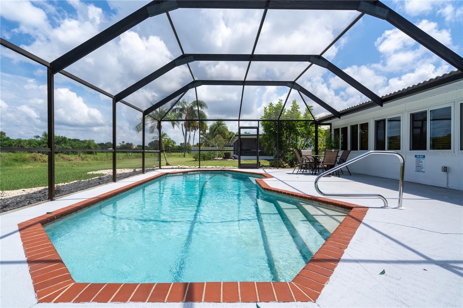 GULF GATE WOODS - Residential Lease
