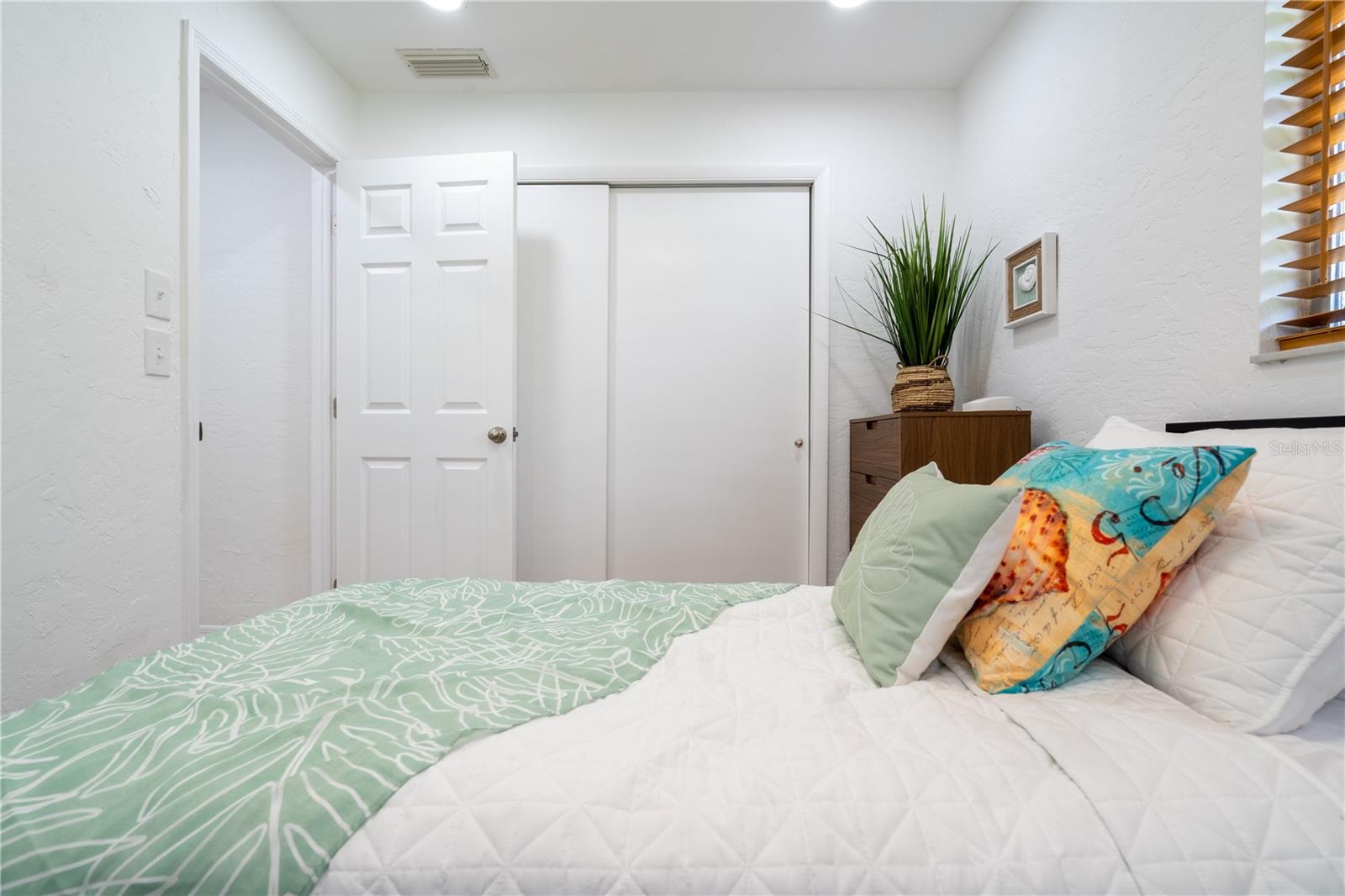 GULF GATE WOODS - Residential Lease