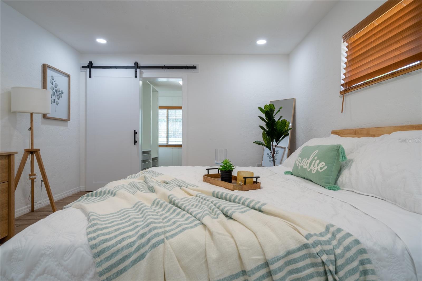 GULF GATE WOODS - Residential Lease