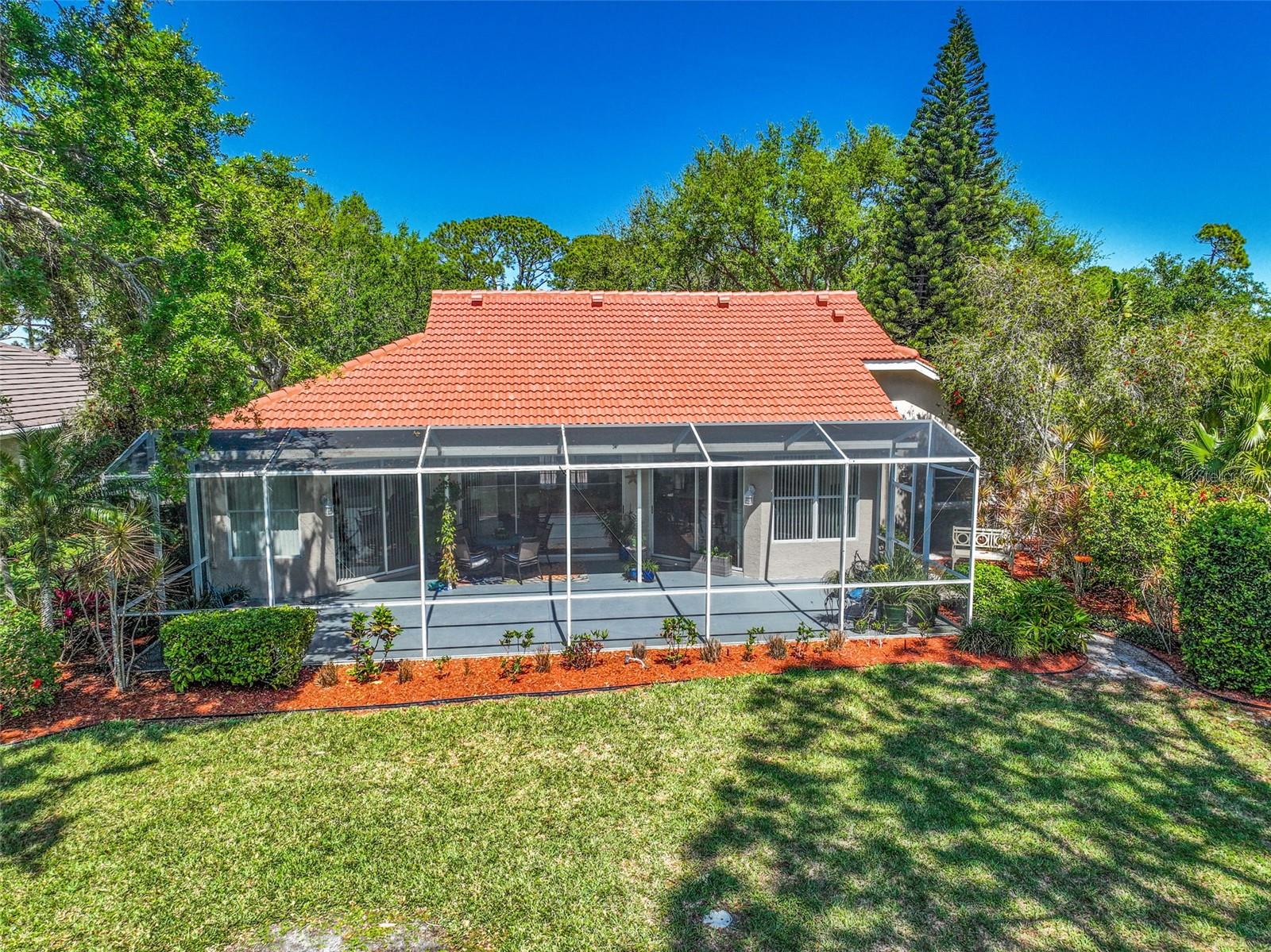 CALUSA LAKES - Residential