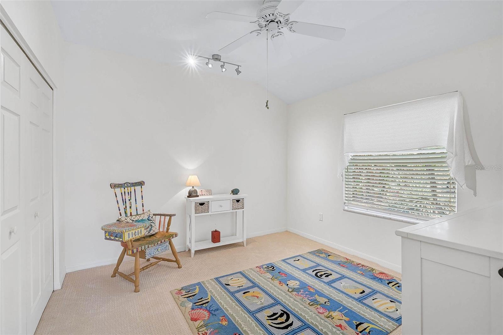 CALUSA LAKES - Residential