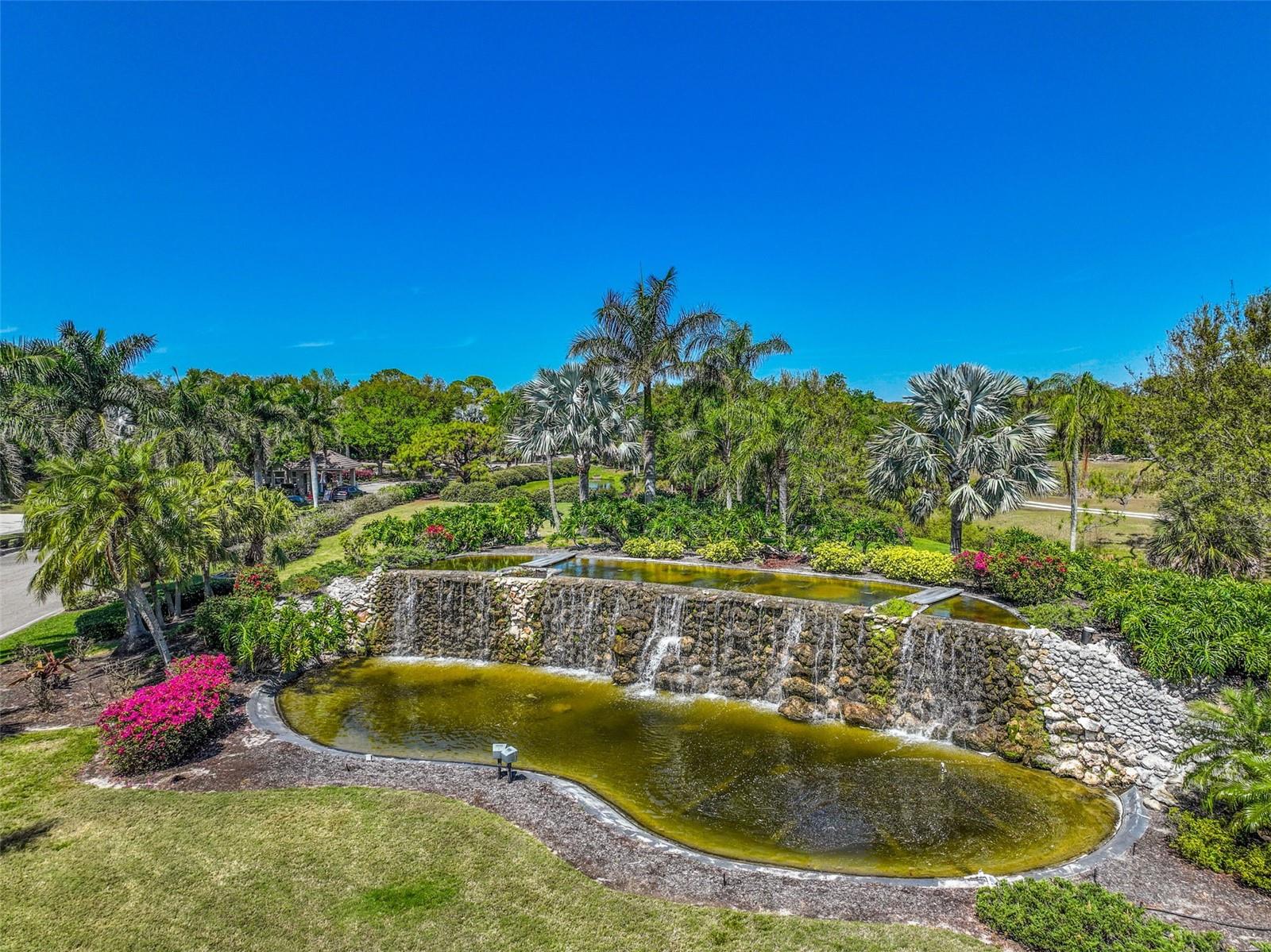 CALUSA LAKES - Residential