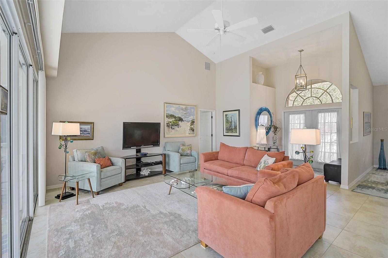 CALUSA LAKES - Residential