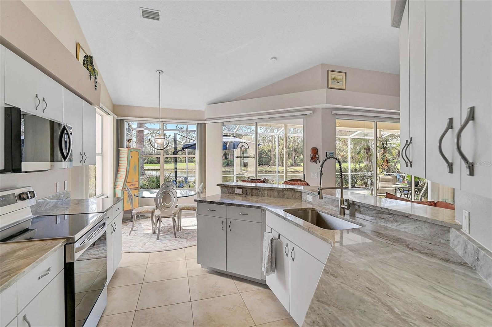 CALUSA LAKES - Residential