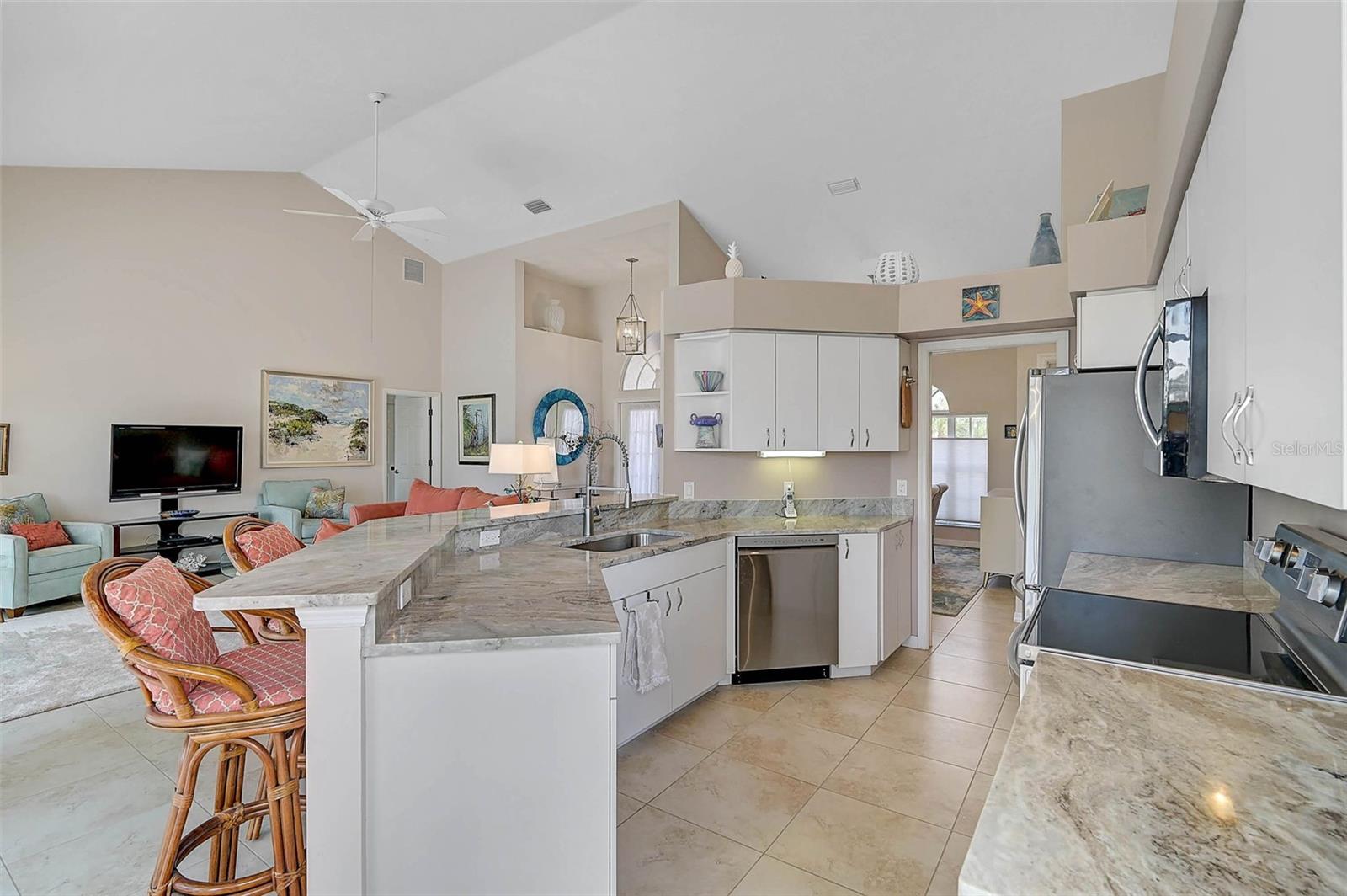 CALUSA LAKES - Residential