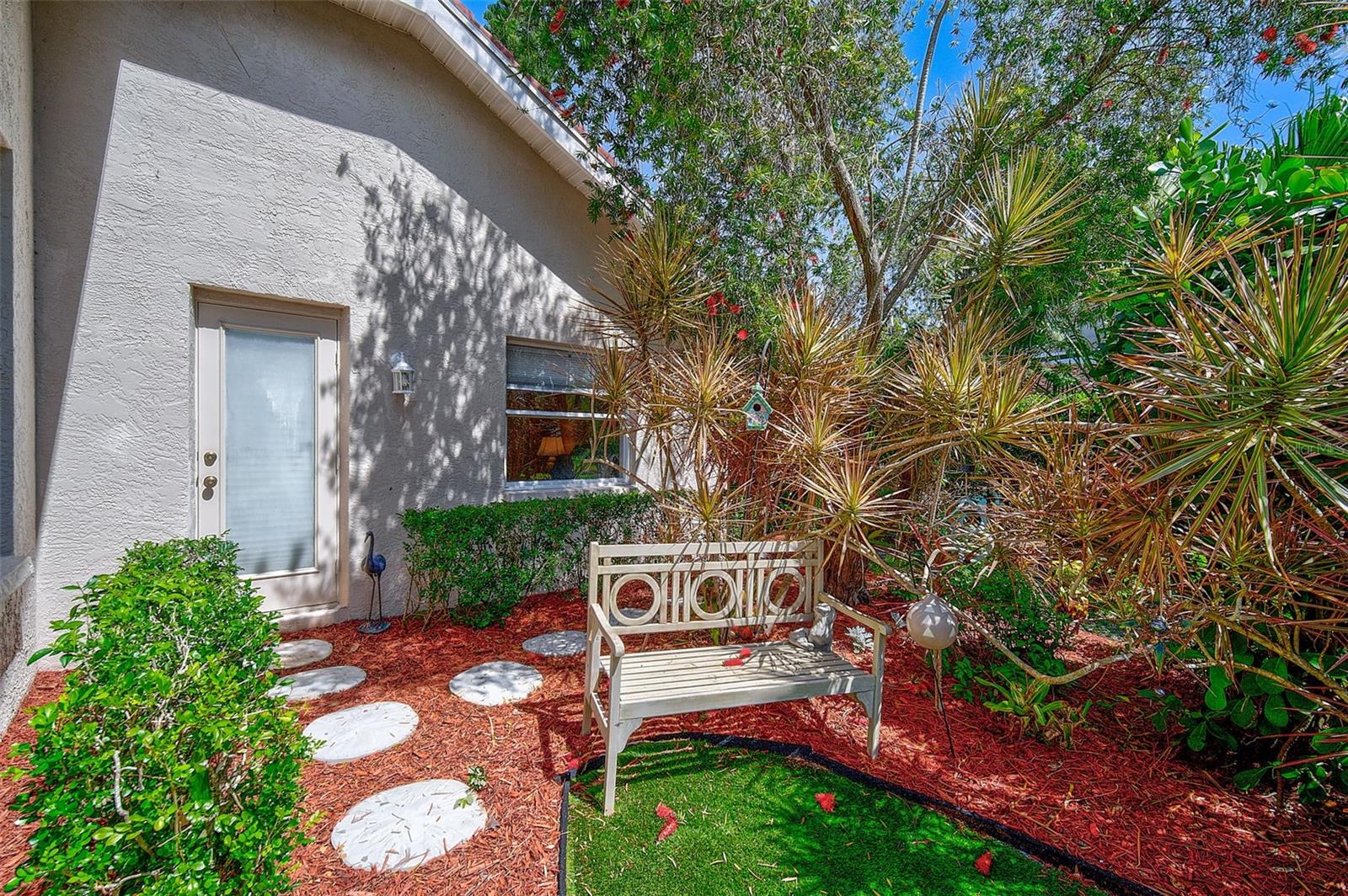 CALUSA LAKES - Residential