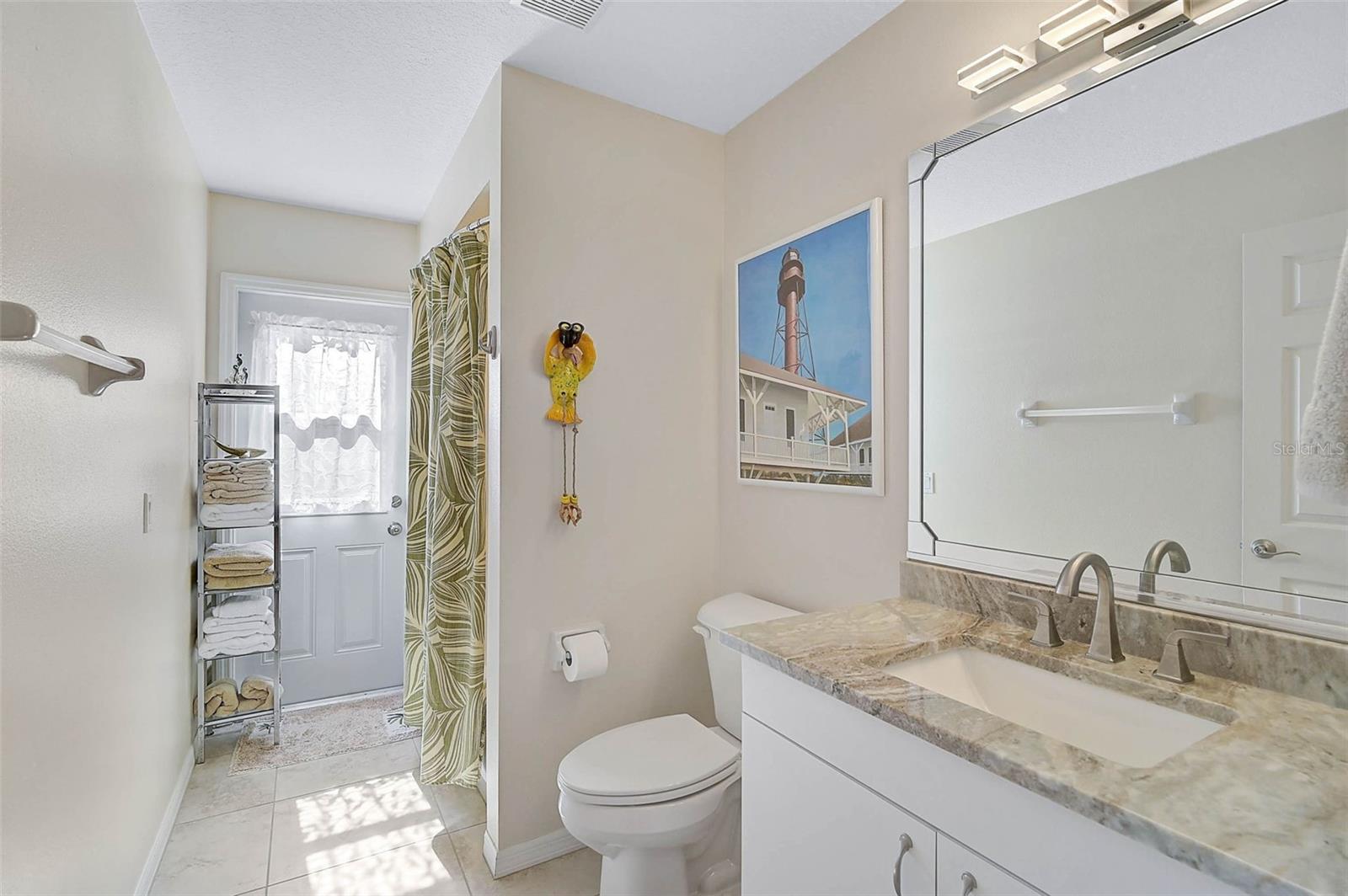 CALUSA LAKES - Residential