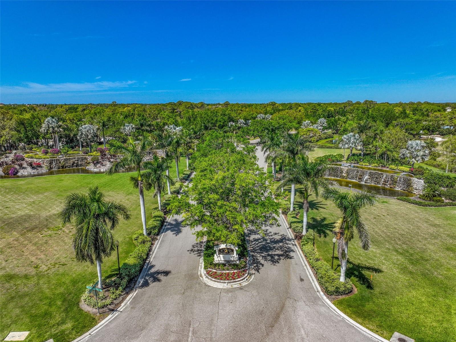 CALUSA LAKES - Residential