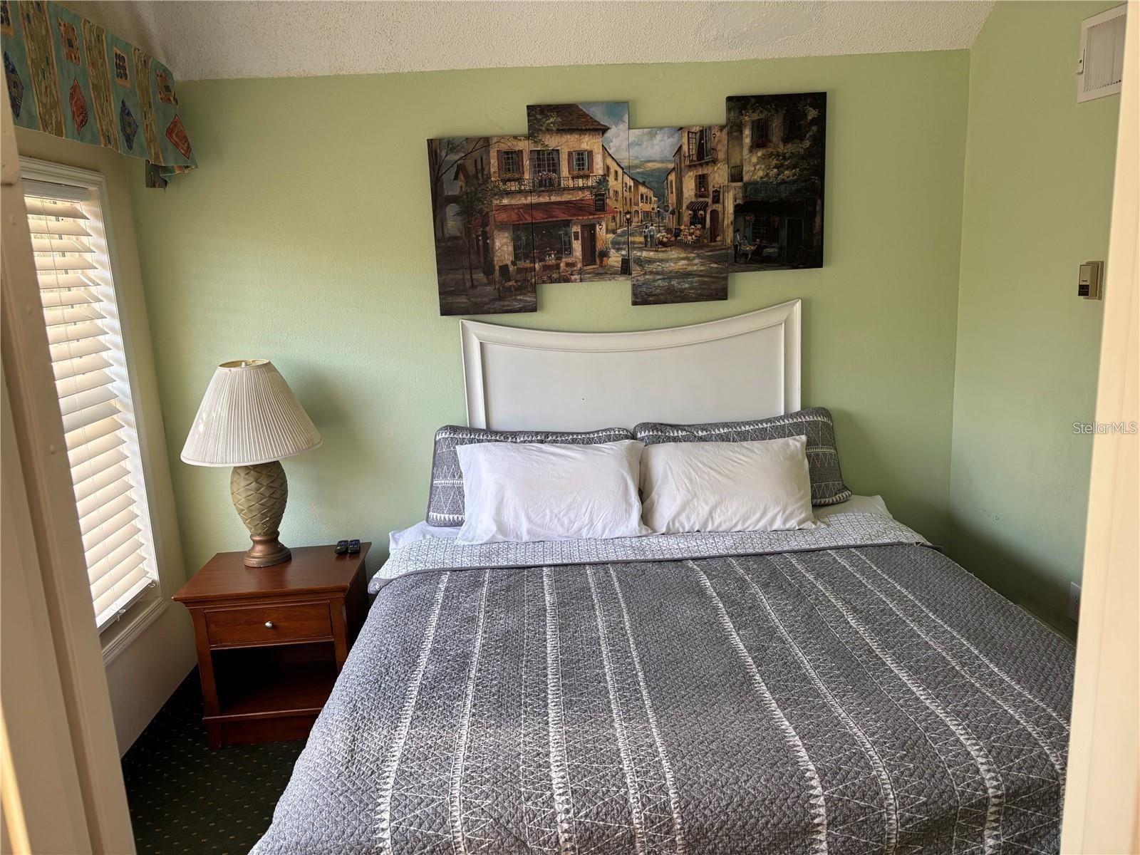 PARKWAY PALMS RESORT MAINGATE - Residential Lease