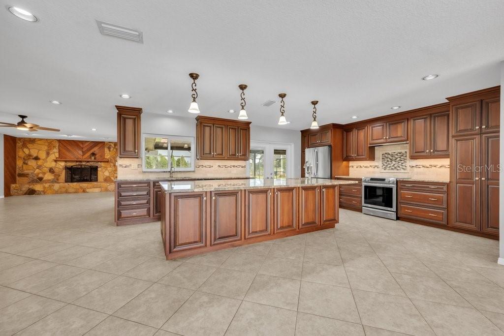 5710 WO GRIFFIN ROAD
