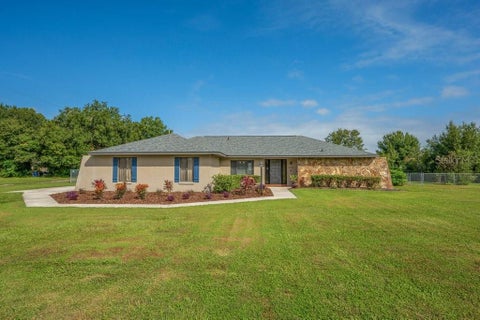 Photo of 5710 Wo Griffin Road, Plant City, FL 33567 (MLS # TB8559951)