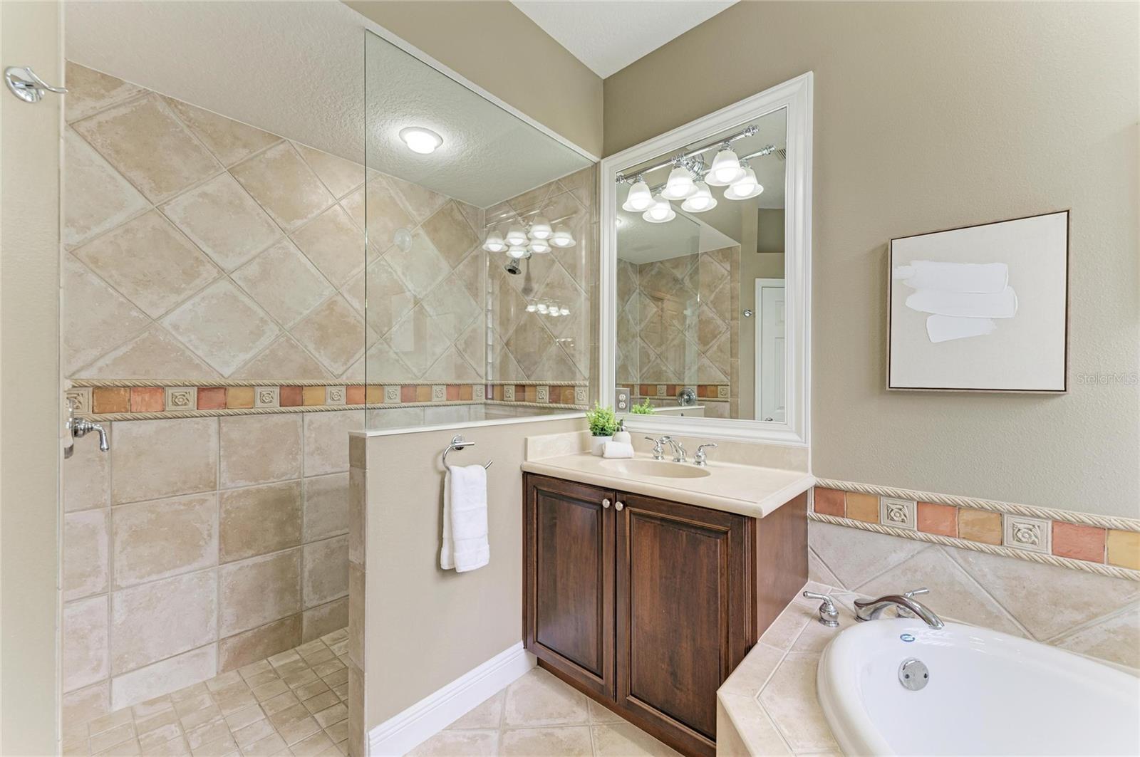 LAKEWOOD RANCH COUNTRY CLUB VILLAGE HH - Residential