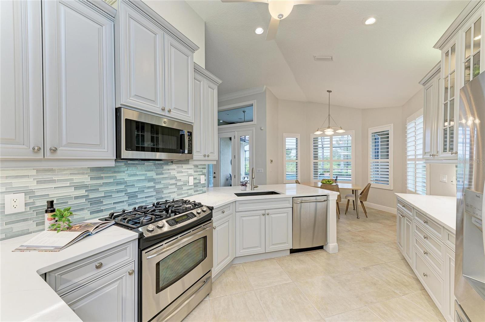 LAKEWOOD RANCH COUNTRY CLUB VILLAGE HH - Residential