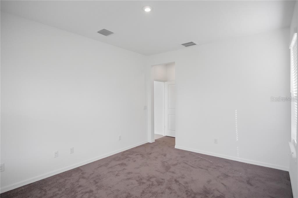 EAVES BEND AT ARTISAN LAKES - Residential Lease