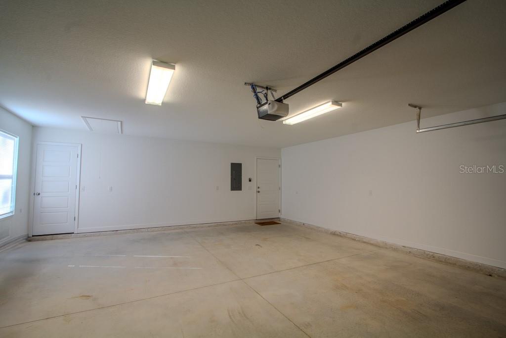 CUE LAKE HILLS - Residential