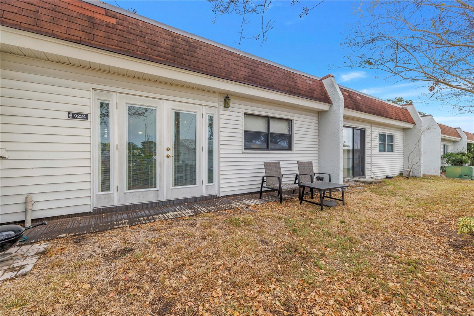 MISSION OAKS CONDO - Residential Lease