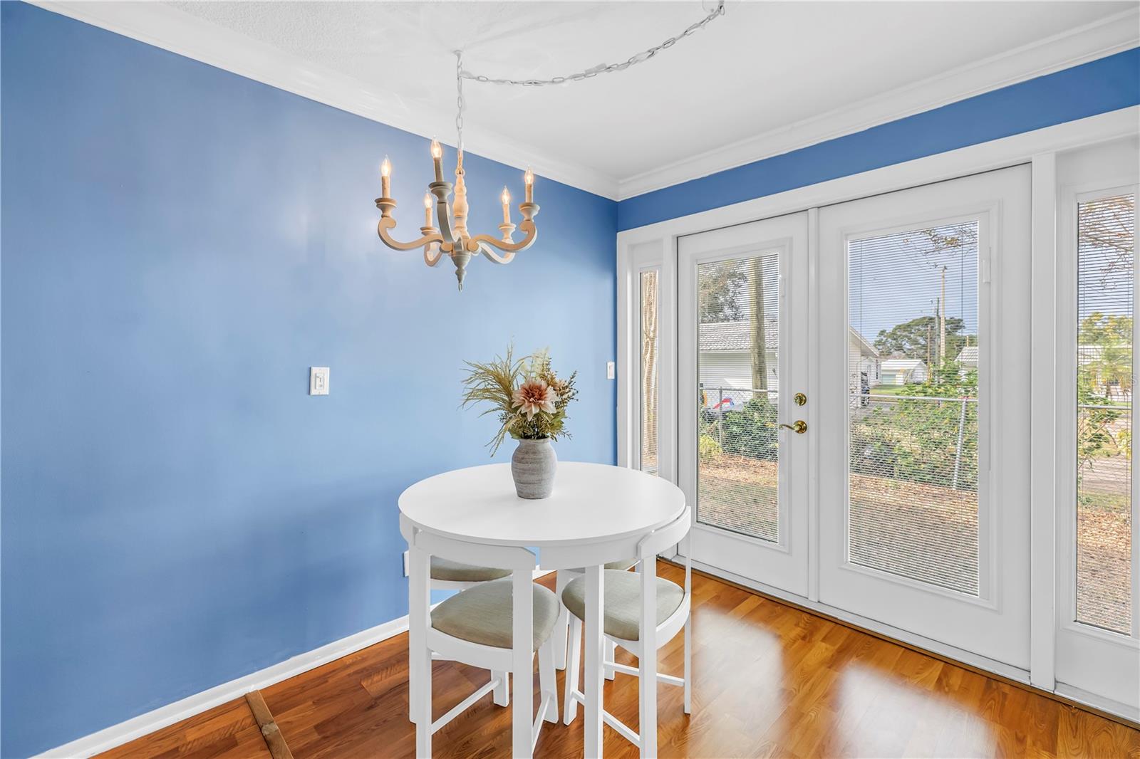 MISSION OAKS CONDO - Residential Lease