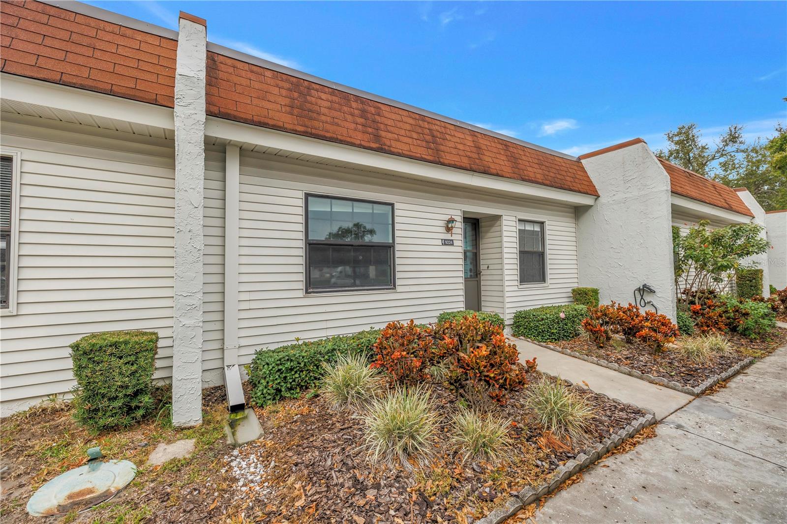 MISSION OAKS CONDO - Residential Lease