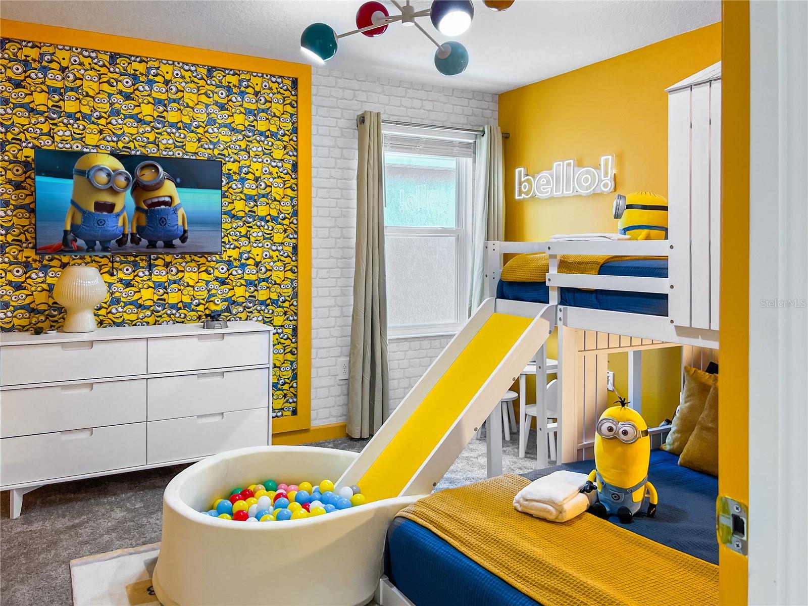 2904 PENELOPE LOOP