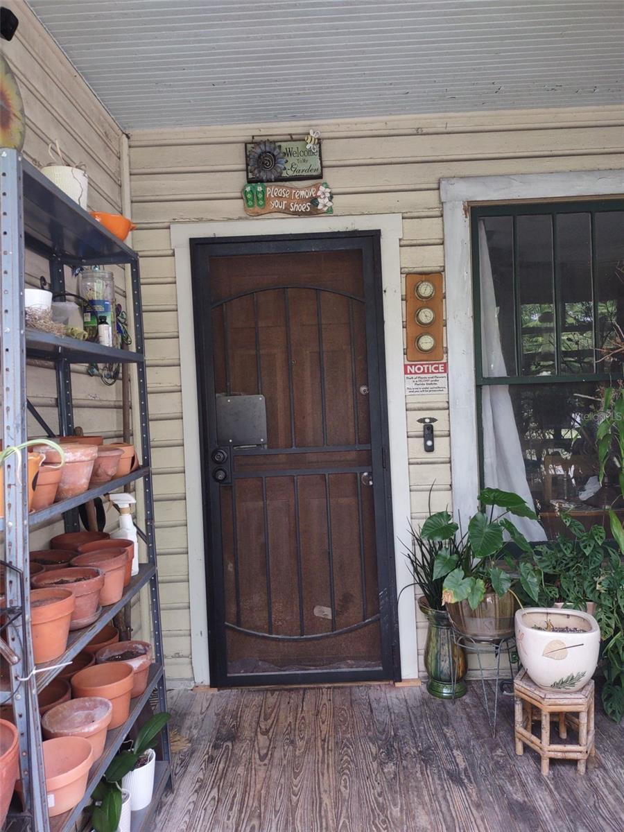1106 GROVE STREET