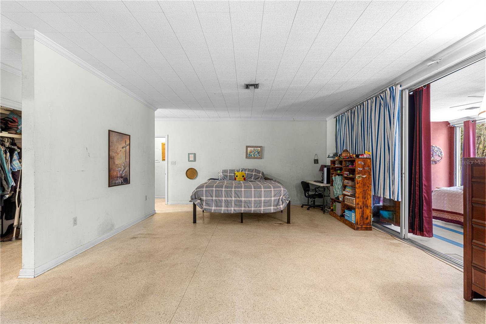 TIGERHEAD LAKE AREA - Residential