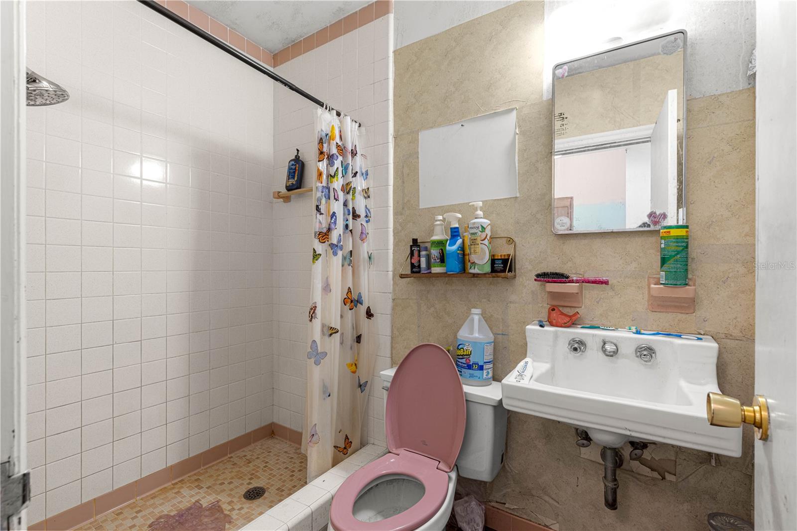 TIGERHEAD LAKE AREA - Residential