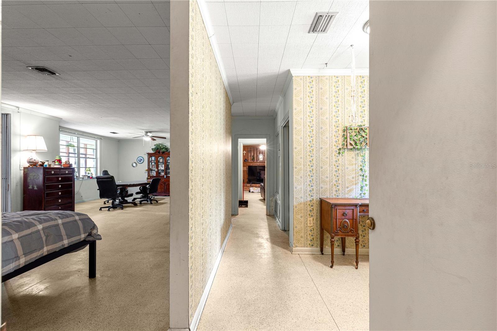 TIGERHEAD LAKE AREA - Residential