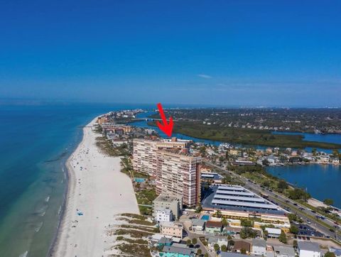 Photo of 17920 Gulf Boulevard #1703, Redington Shores, FL 33708 (MLS # J995223)